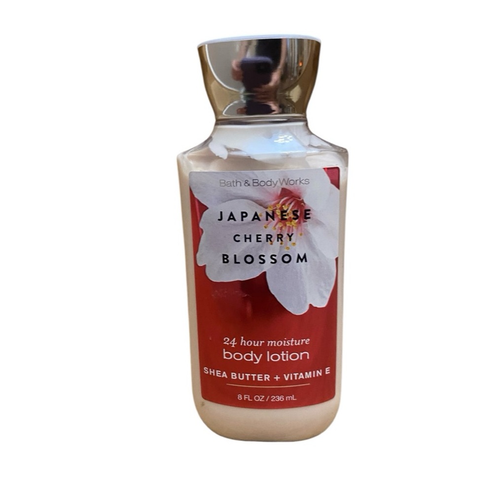 Bath & Body Works Japanese Cherry Blossom 24 Hour Body Lotion Shea Butter Vit E